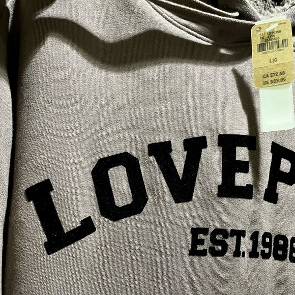 NWT Pink VS Love Pink sweatshirt with Sherpa and hoodie - Picture 15 of 16